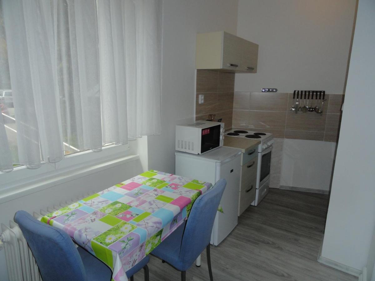 Apartman Sluka Jilemnice Luaran gambar